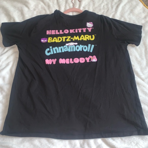 Hello kitty and friends tee - Picture 2 of 2